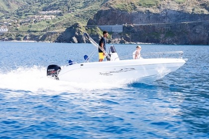 Hire Boat without licence  Aquabat Sport Line 19 Taormina