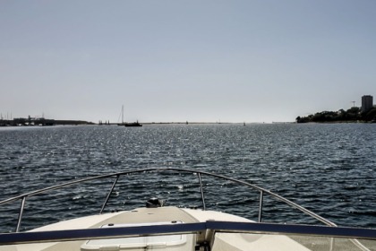Charter Motorboat Maxum 2300 SC Vila Nova de Gaia