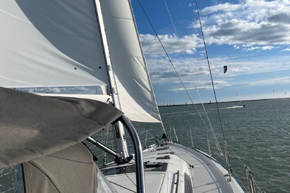 Rental Sailboat Dufour DUFOUR 470 Le Grau-du-Roi