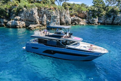 Rental Motor yacht Prestige X 60 Juan les Pins