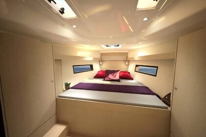 Location Voilier Bavaria Yachtbau Bavaria C38 Ile d'Elbe