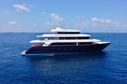 Verhuur Motorjacht Custom made Custom Made 142 Malé