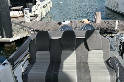 Location Bateau à moteur Jeanneau CAP Camarat 9CC Saint-François