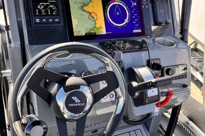 Hire RIB Highfield 760 Patrol Pornichet