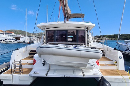 Hire Catamaran Catana Bali 4.1 - 4 + 1 cab. Šibenik