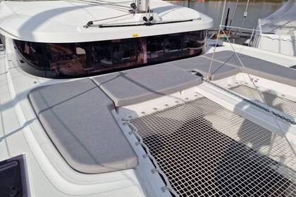 Noleggio Catamarano  LAGOON 38 Bonifacio