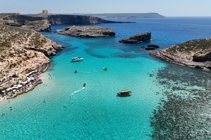 Miete Motorboot coronet motoring Malta