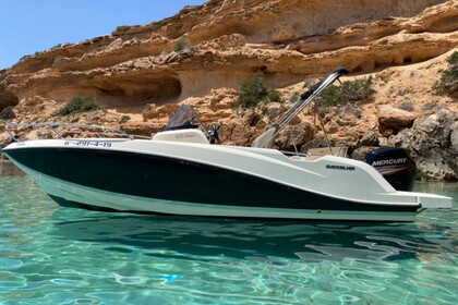 Rental Motorboat Quicksilver W 605 Mandelieu-La Napoule