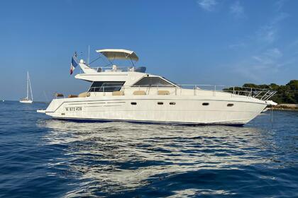 Hire Motorboat Raffaelli Storm S 47 Cannes