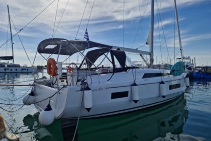 Rental Sailboat Bénéteau Oceanis 40.1 Alimos