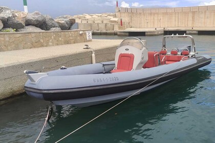 Noleggio Gommone Ribeye 786 Custom Barcellona