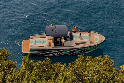 Rental Motorboat Italyure Italyure 35 Amalfi