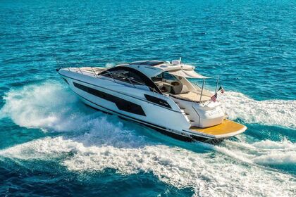Hire Motor yacht Sunseeker 540 Cancún