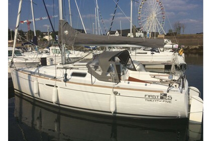 Location Voilier BENETEAU First 25 s Les Sables-d'Olonne