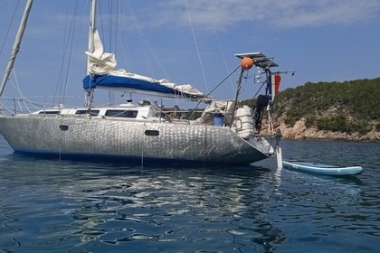 Charter Sailboat Pouvreau Romanée Marseille