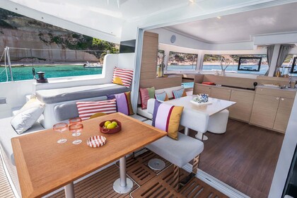 Noleggio Catamarano  Lagoon 38 /6 cab Atene