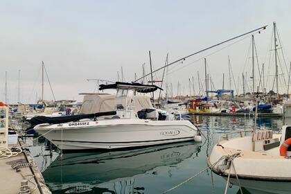 Hire Motorboat Robalo R200 Giardini Naxos