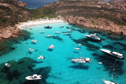 Чартер Моторная яхта Cranchi Endurance 30 Порто-Черво