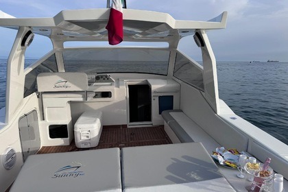 Noleggio Barca a motore Ferretti 38 Prestige Amalfi