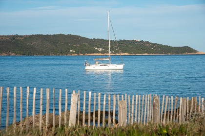 Miete Segelboot Beneteau Oceanis 40 Bormes-les-Mimosas