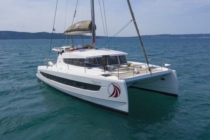 Rental Catamaran Catana Bali 4.2 Kaštel Gomilica