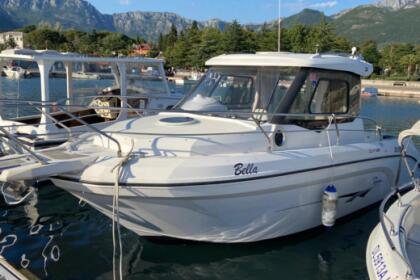 Charter Motorboat Ranieri CFL-25 Bar