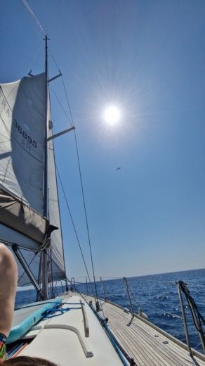 Barcellona Sailboat Dufour 45e Performance alt tag text