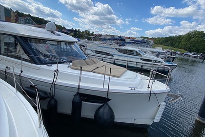 Verhuur Woonboot Bavaria E40 Sedan Rheinsberg