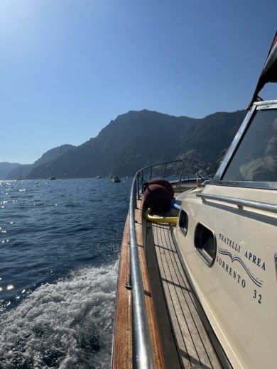 Positano Motorboat FRATELLI APREA Aprea 32 alt tag text