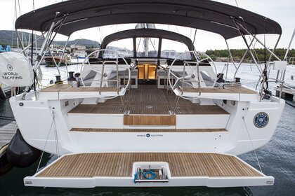 Charter Sailboat Hanse Yachts Hanse 460 Šibenik