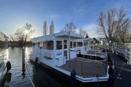 Hire Houseboat RB2 Rollyboot Wildau