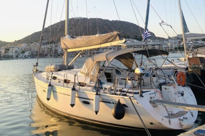 Hire Sailboat Bavaria 42 Salamina