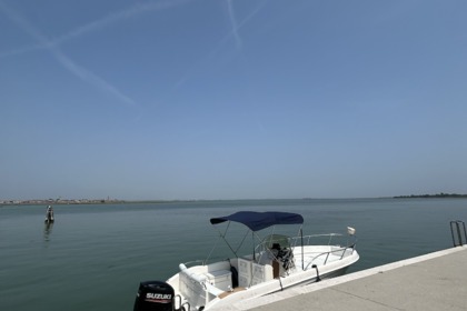 Aluguel Lancha Saver 690 Open Veneza