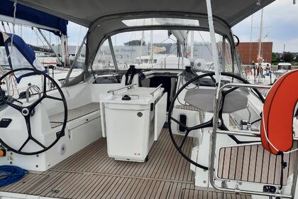 Location Voilier Beneteau Oceanis 40 Arzon