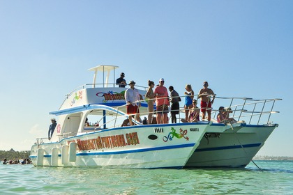 Charter Motorboat MARGARITA CATAMARAN Punta Cana