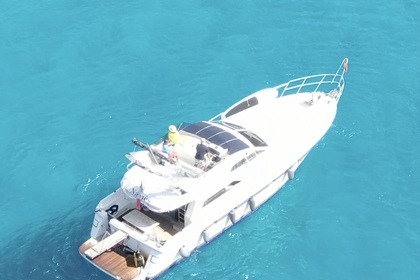 Miete Motorboot Mochi Craft 46 Fly rev. 2022 Porto Cervo