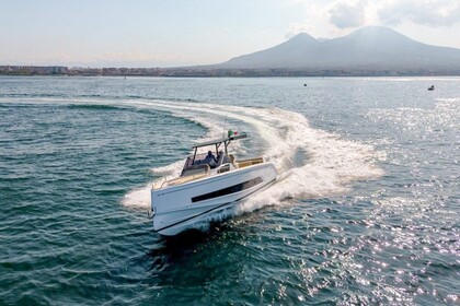 Hire Motorboat Salpa Avantgarde 35 Santa Eulalia del Río