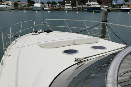 Ενοικίαση Μηχανοκίνητο σκάφος Cranchi Mediterian 50 Casa de Campo, Λα Ρομάνα