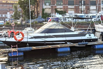 Charter Motorboat Arcoa 760 Gdańsk
