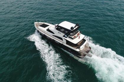 Aluguel Iate Sunseeker Custom Split