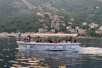 Hire Motorboat Neum Plast MC-900 Herceg Novi