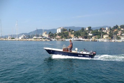 Hire Boat without licence  Boston Whaler Boston 17 Rapallo