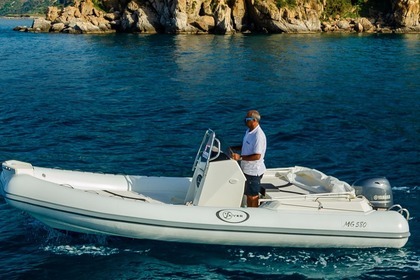 Hire Boat without licence  Saver Mg 580 Cefalù