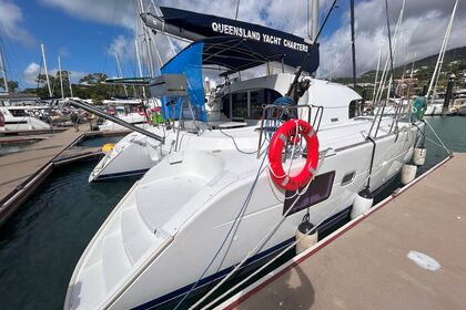 Rental Catamaran LAGOON 380 Whitsunday Islands