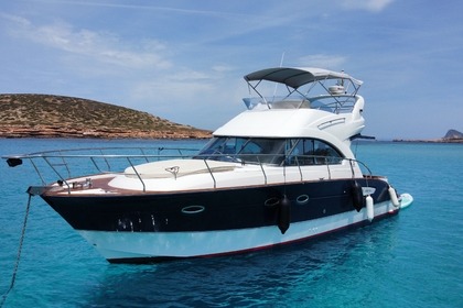 Charter Motorboat Beneteau Antares 12 Fly Dénia