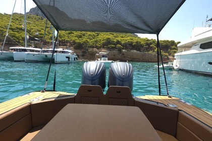 Noleggio Gommone Tropida Genesis 31 Atene