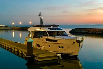Rental Motorboat Greenline 48 Tróia Peninsula