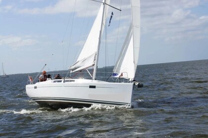 Hyra båt Segelbåt Hanse Yachts Hanse 385 Pula