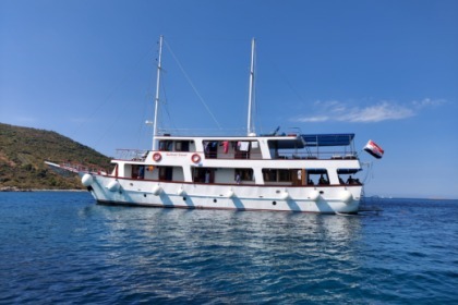 Charter Sailing yacht OTAC NIKOLA Mini cruiser Split