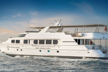 Charter Motor yacht Hatteras 118Ft Dubai